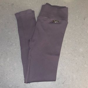 Bombshell Sportswear grey spandex high rise leggings size small